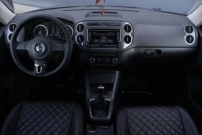 Volkswagen Tiguan I Рестайлинг с пробегом 2011 года, цена 980 000 рублей, 286957 км, внедорожник, Автокод Объявления