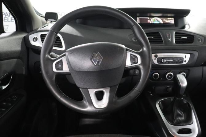Renault Scenic III Рестайлинг с пробегом 2012 года, цена 789 000 рублей, 290000 км, минивэн, Автокод Объявления