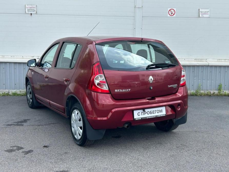 Renault Sandero I Санкт-Петербург  - изображение 6