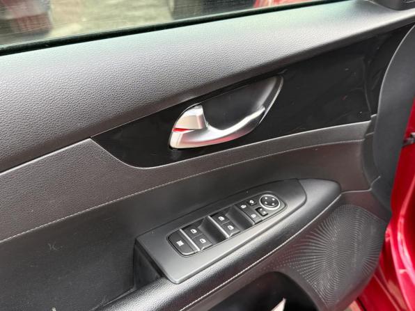 Kia Cerato IV с пробегом 2021 года, цена 1 799 000 рублей, 151000 км, седан, Автокод Объявления