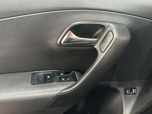 Volkswagen Polo V с пробегом 2012 года, цена 576 000 рублей, 229500 км, седан, Автокод Объявления