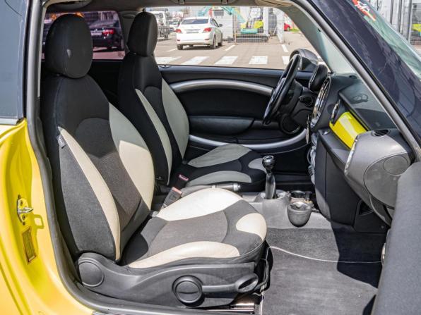 Mini Hatch II (R56) с пробегом 2007 года, цена 765 000 рублей, 253115 км, хэтчбек, Автокод Объявления