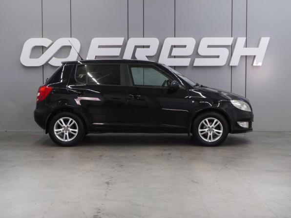 Skoda Fabia II Рестайлинг с пробегом 2010 года, цена 529 000 рублей, 174259 км, хэтчбек, Автокод Объявления