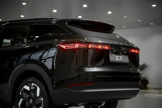 Новый Omoda C7 2026 года, цена 3 614 885 рублей, внедорожник, Автокод Объявления