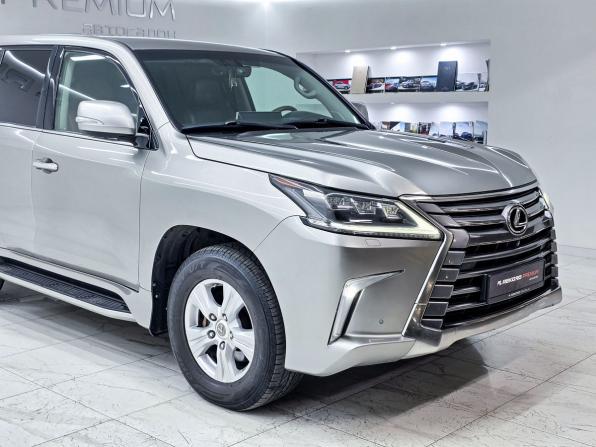 Lexus LX III Рестайлинг 2 с пробегом 2016 года, цена 5 990 000 рублей, 215120 км, внедорожник, Автокод Объявления