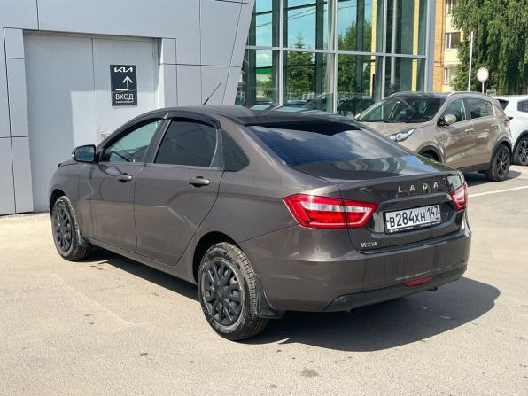 Lada (ВАЗ) Vesta I с пробегом 2022 года, цена 990 000 рублей, 106420 км, седан, Автокод Объявления