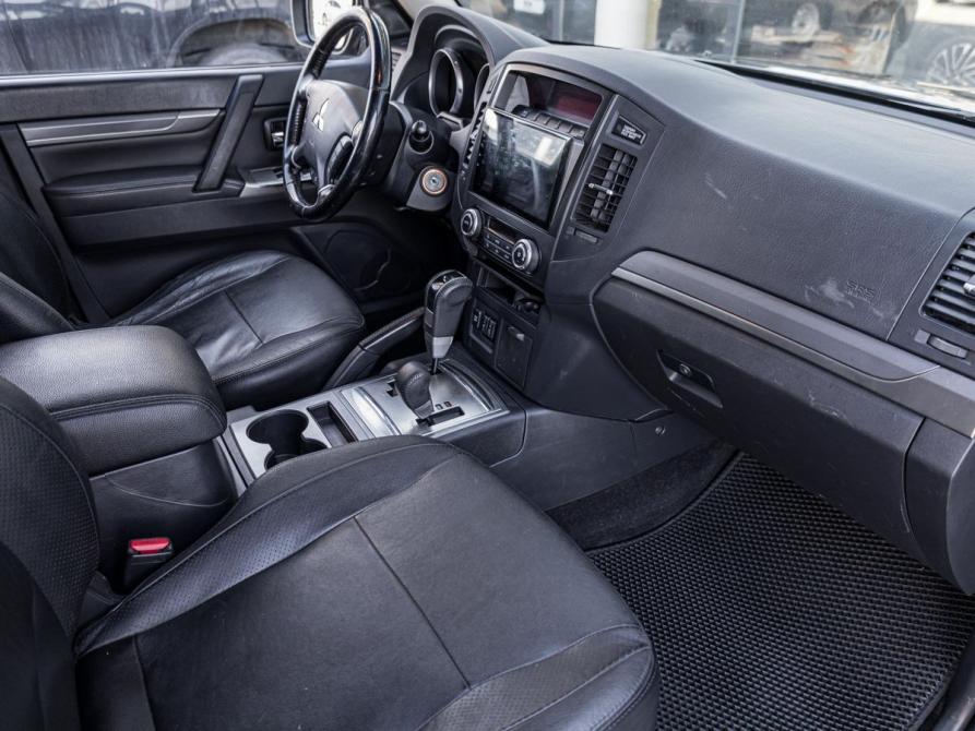 Mitsubishi Pajero IV Рестайлинг 1 Казань  - изображение 6