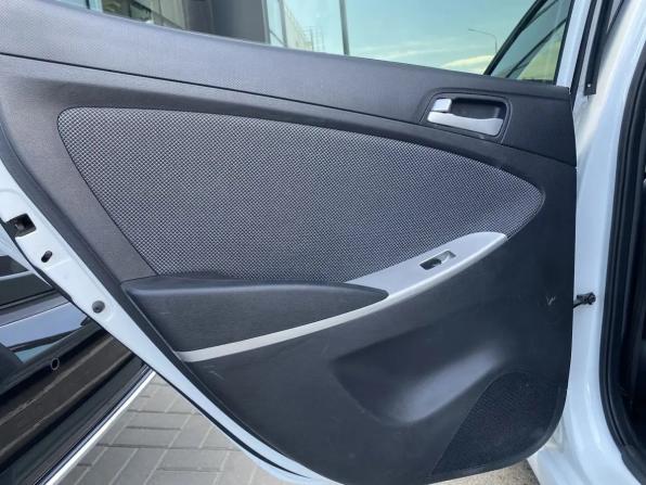 Hyundai Solaris I с пробегом 2012 года, цена 739 000 рублей, 145192 км, седан, Автокод Объявления