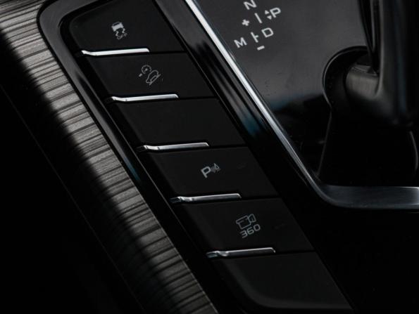 Geely Atlas Pro с пробегом 2022 года, цена 1 900 000 рублей, 51236 км, внедорожник, Автокод Объявления