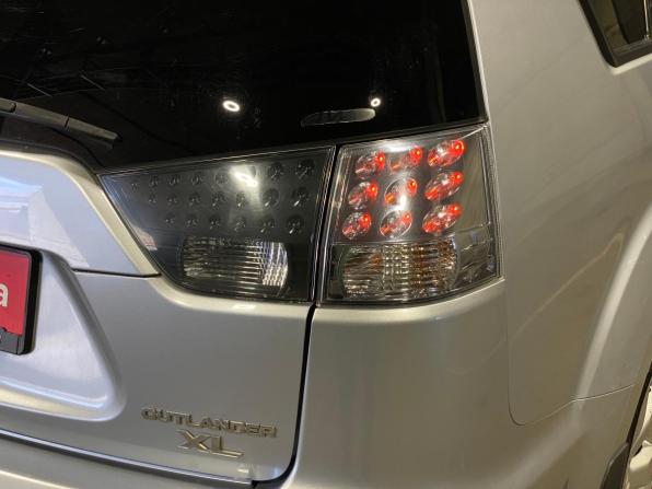 Mitsubishi Outlander II Рестайлинг с пробегом 2012 года, цена 1 300 000 рублей, 233577 км, внедорожник, Автокод Объявления