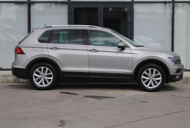 Volkswagen Tiguan II с пробегом 2020 года, цена 2 820 000 рублей, 69343 км, внедорожник, Автокод Объявления