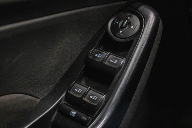 Ford Fiesta Mk6 Рестайлинг с пробегом 2015 года, цена 539 000 рублей, 161430 км, хэтчбек, Автокод Объявления
