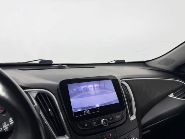 Chevrolet Malibu IX Рестайлинг с пробегом 2021 года, цена 1 559 000 рублей, 106000 км, седан, Автокод Объявления