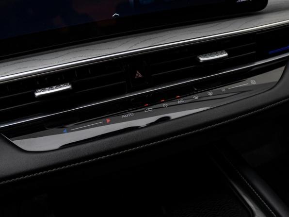 Chery Arrizo 8 с пробегом 2023 года, цена 1 998 000 рублей, 63713 км, седан, Автокод Объявления