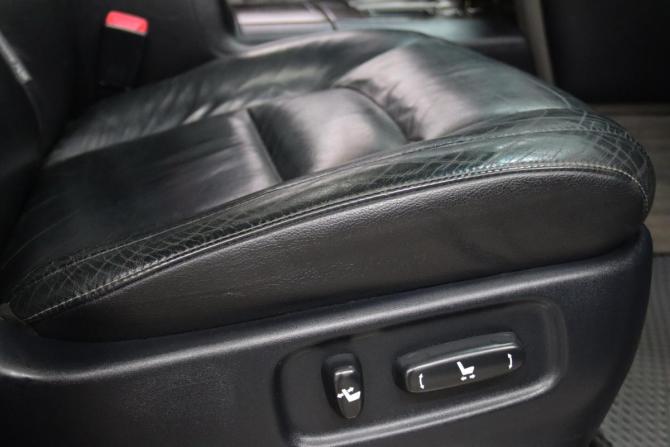 Toyota Land Cruiser 200 Series с пробегом 2011 года, цена 2 775 750 рублей, 595964 км, внедорожник, Автокод Объявления