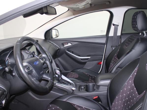 Ford Focus III с пробегом 2012 года, цена 789 900 рублей, 217727 км, хэтчбек, Автокод Объявления