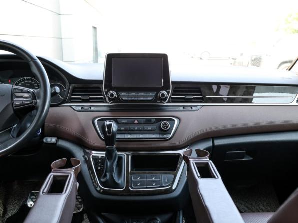 Hyundai Grand Starex I Рестайлинг 2 с пробегом 2019 года, цена 3 949 000 рублей, 96000 км, минивэн, Автокод Объявления