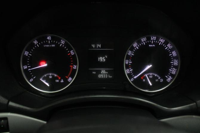 Skoda Octavia II (A5) Рестайлинг с пробегом 2012 года, цена 698 000 рублей, 189331 км, лифтбек, Автокод Объявления
