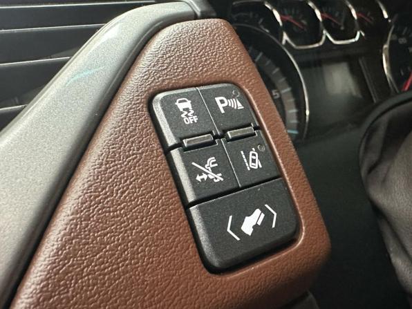 Chevrolet Tahoe IV с пробегом 2015 года, цена 3 328 000 рублей, 154969 км, внедорожник, Автокод Объявления
