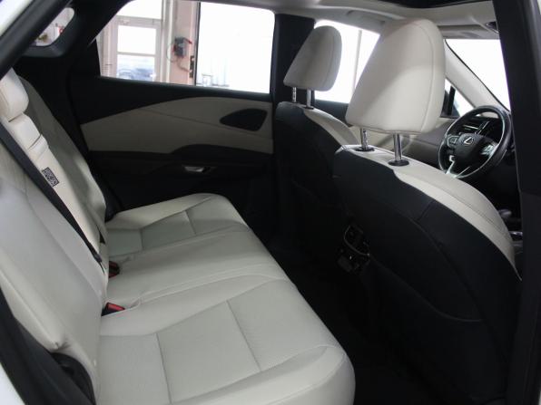 Lexus RX V с пробегом 2023 года, цена 8 340 000 рублей, 49000 км, внедорожник, Автокод Объявления