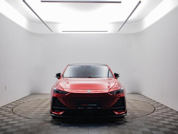 Changan UNI-V I с пробегом 2023 года, цена 2 185 000 рублей, 42494 км, лифтбек, Автокод Объявления