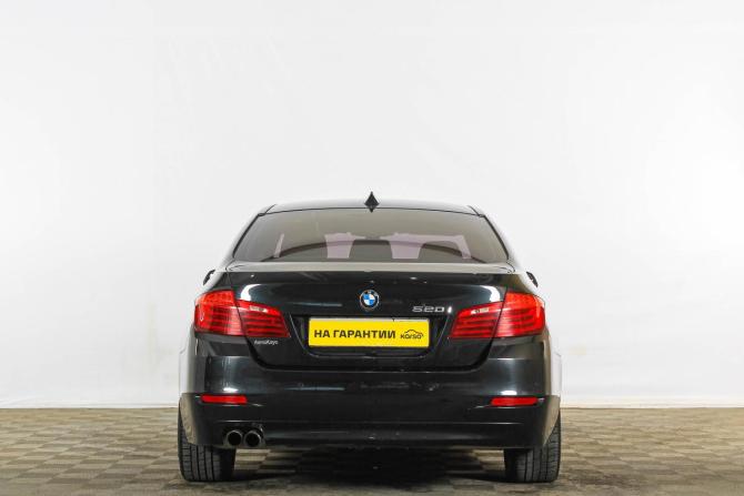 BMW 5 серии VI (F10/F11/F07) Рестайлинг с пробегом 2015 года, цена 1 629 000 рублей, 330000 км, седан, Автокод Объявления