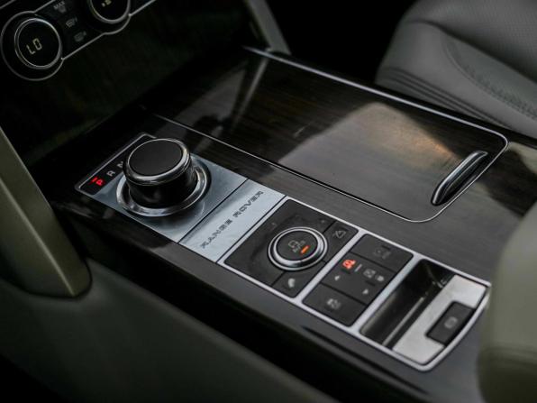 Land Rover Range Rover IV с пробегом 2014 года, цена 2 850 000 рублей, 194528 км, внедорожник, Автокод Объявления