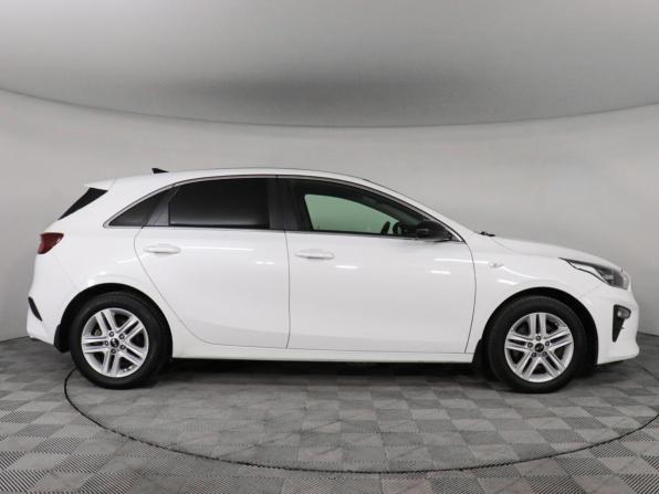 Kia Ceed III с пробегом 2019 года, цена 1 397 000 рублей, 171778 км, хэтчбек, Автокод Объявления