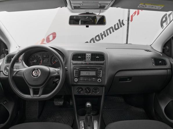Volkswagen Polo V Рестайлинг с пробегом 2017 года, цена 950 000 рублей, 161158 км, седан, Автокод Объявления