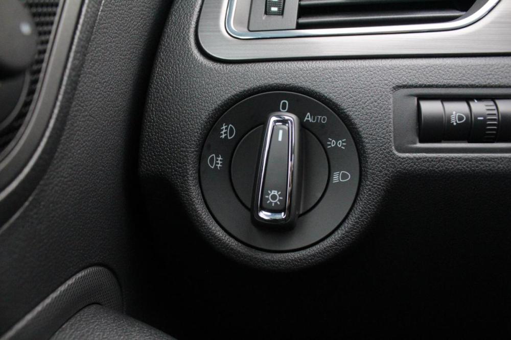 Skoda Rapid I Рестайлинг Брянск  - изображение 11