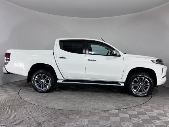Mitsubishi L200 V Рестайлинг с пробегом 2020 года, цена 3 599 000 рублей, 98339 км, пикап, Автокод Объявления
