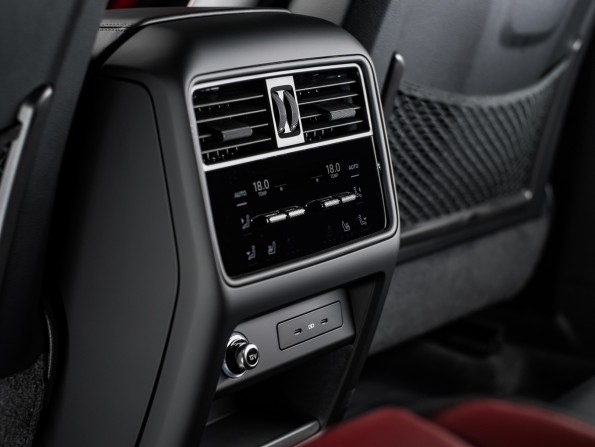 Новый Porsche Cayenne III Рестайлинг 2024 года, цена 27 783 400 рублей, внедорожник, Автокод Объявления