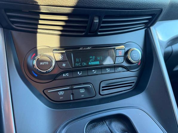 Ford Kuga II с пробегом 2014 года, цена 1 050 000 рублей, 179400 км, внедорожник, Автокод Объявления