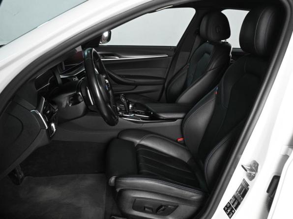 BMW 5 серии VII (G30/G31/G38) Рестайлинг с пробегом 2021 года, цена 4 329 000 рублей, 159984 км, седан, Автокод Объявления