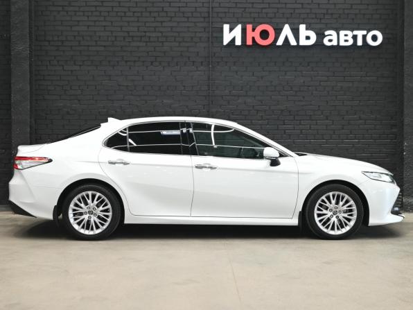 Toyota Camry VIII (XV70) с пробегом 2018 года, цена 2 990 000 рублей, 74920 км, седан, Автокод Объявления