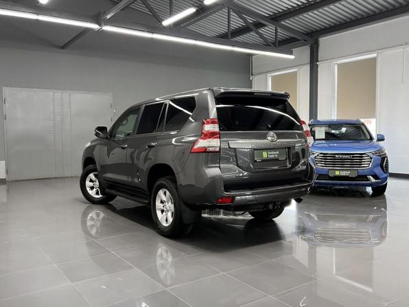 Toyota Land Cruiser Prado 150 Series Рестайлинг 1 с пробегом 2015 года, цена 3 295 000 рублей, 273103 км, внедорожник, Автокод Объявления