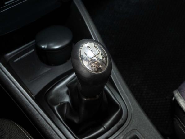 Renault Megane III Рестайлинг с пробегом 2013 года, цена 640 000 рублей, 208000 км, хэтчбек, Автокод Объявления