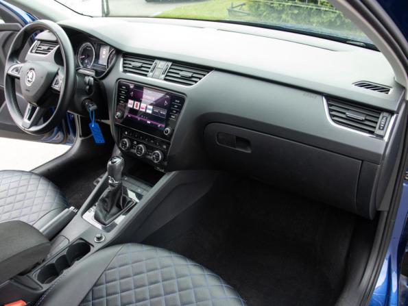 Skoda Octavia III (A7) Рестайлинг с пробегом 2018 года, цена 1 743 000 рублей, 72612 км, лифтбек, Автокод Объявления