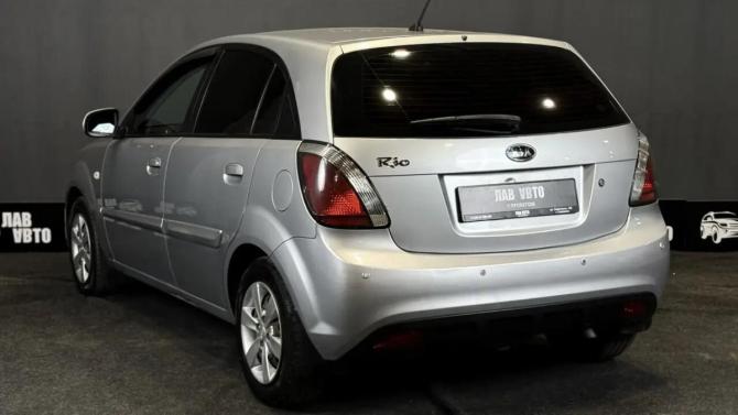 Kia Rio II Рестайлинг с пробегом 2010 года, цена 580 000 рублей, 136000 км, хэтчбек, Автокод Объявления