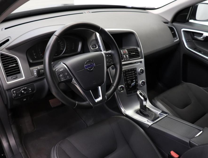 Volvo XC60 I Рестайлинг Санкт-Петербург  - изображение 7