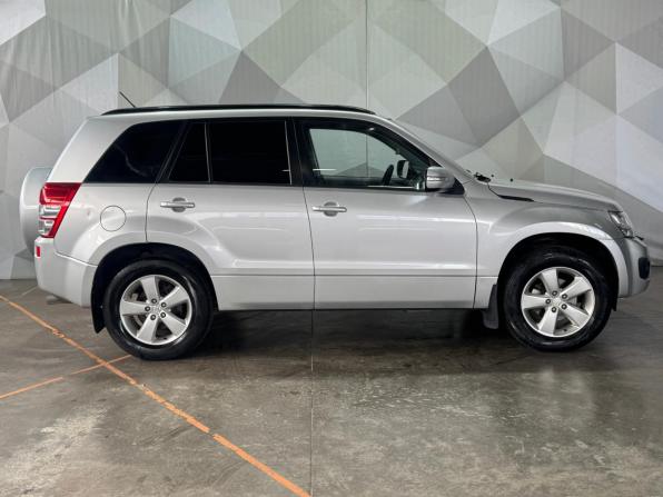Suzuki Grand Vitara II с пробегом 2008 года, цена 875 000 рублей, 175616 км, внедорожник, Автокод Объявления