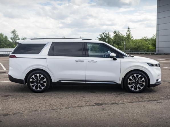 Kia Carnival IV с пробегом 2021 года, цена 3 498 000 рублей, 134283 км, минивэн, Автокод Объявления
