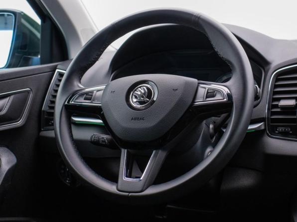 Skoda Karoq I с пробегом 2020 года, цена 2 470 000 рублей, 61771 км, внедорожник, Автокод Объявления