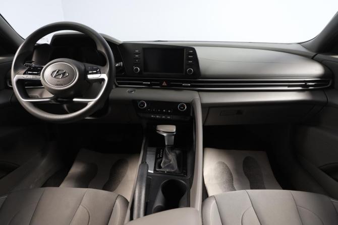 Hyundai Elantra VII (CN7) с пробегом 2021 года, цена 1 999 000 рублей, 77616 км, седан, Автокод Объявления