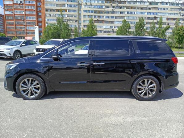 Kia Carnival III с пробегом 2020 года, цена 2 760 000 рублей, 135000 км, минивэн, Автокод Объявления