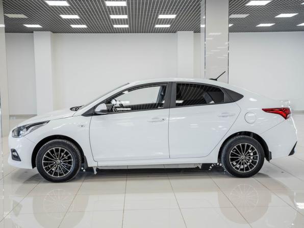 Hyundai Solaris II Рестайлинг с пробегом 2020 года, цена 1 546 000 рублей, 78804 км, седан, Автокод Объявления