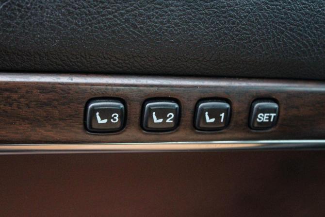 Toyota Land Cruiser 200 Series Рестайлинг 2 с пробегом 2017 года, цена 6 099 000 рублей, 134494 км, внедорожник, Автокод Объявления