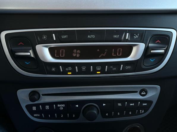 Renault Fluence I с пробегом 2010 года, цена 620 000 рублей, 209127 км, седан, Автокод Объявления