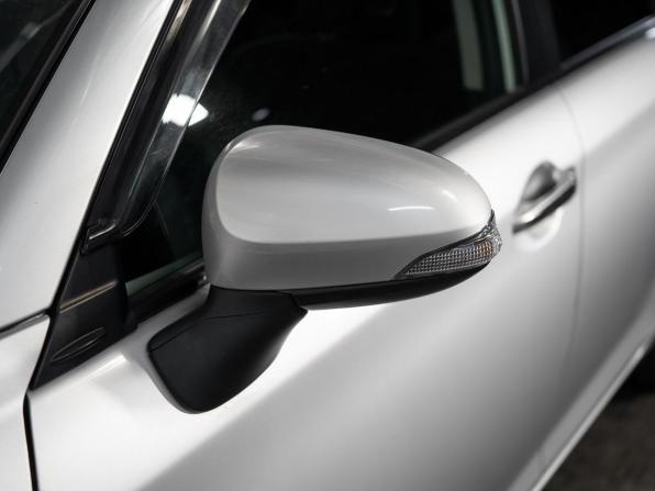 Toyota Corolla XI (E160 E170 E180) с пробегом 2013 года, цена 1 150 500 рублей, 82471 км, универсал, Автокод Объявления