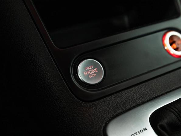 Volkswagen Tiguan I Рестайлинг с пробегом 2013 года, цена 1 629 700 рублей, 85518 км, внедорожник, Автокод Объявления